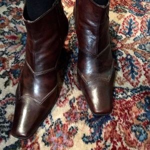 🔻$50SestoMeucci Italian-made Leather Booties Sz9N
